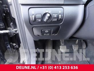 Volvo V-60 V60 I (FW/GW), Combi, 2010 / 2018 2.0 D3 20V picture 24