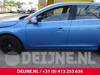 Volvo V-60 V60 I (FW/GW), Combi, 2010 / 2018 2.4 D6 20V Plug-in Hybrid AWD picture 19