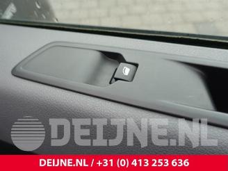Peugeot Expert Expert (V1/VA/VB/VE/VF/VT/VY), Van, 2016 2.0 Blue HDi 120 16V picture 33