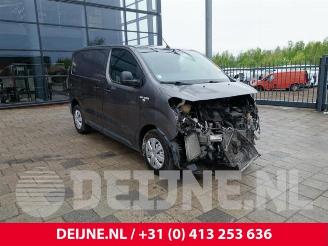 Damaged car Peugeot Expert Expert (VA/VB/VE/VF/VY), Van, 2016 2.0 Blue HDi 120 16V 2017/11