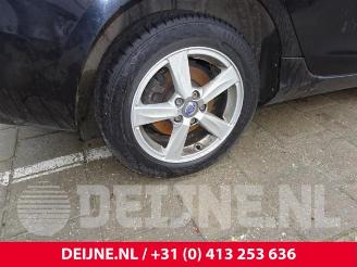 Volvo V-40 V40 (MV), Hatchback 5-drs, 2012 / 2019 2.0 D2 16V picture 34