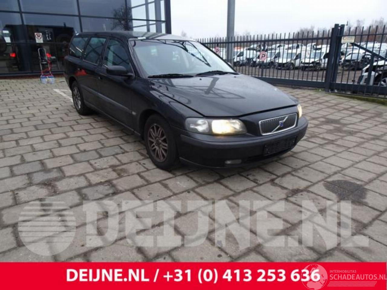 Volvo V-70 V70 (SW), Combi, 1999 / 2008 2.4 20V 140