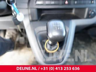 Peugeot Expert Expert (VA/VB/VE/VF/VY), Van, 2016 2.0 Blue HDi 120 16V picture 30