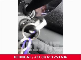 Opel Vivaro Vivaro, Van, 2019 1.5 CDTI 102 picture 31