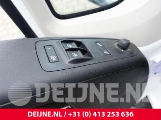 Peugeot Boxer Boxer (U9), Van, 2006 2.0 BlueHDi 130 picture 18