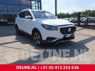 Schadeauto MG ZS ZS, SUV, 2019 EV 2019/12