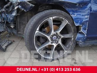 Volvo V-60 V60 I (FW/GW), Combi, 2010 / 2018 2.0 T3 16V picture 10