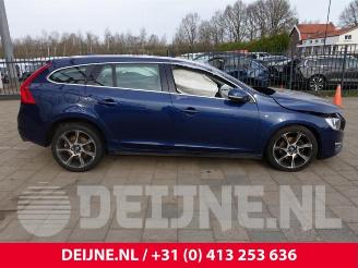 Volvo V-60 V60 I (FW/GW), Combi, 2010 / 2018 2.0 T3 16V picture 8