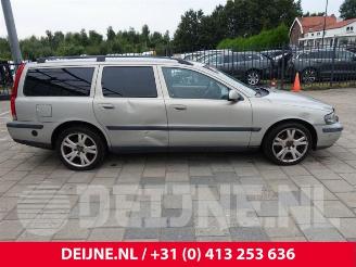 Volvo V-70 V70 (SW), Combi, 1999 / 2008 2.4 20V 170 picture 8