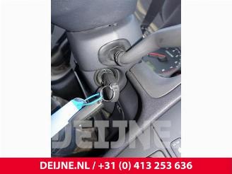 Volvo S-40 S40 (VS), Sedan, 1995 / 2004 2.0 16V picture 31