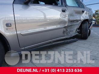 Volvo S-40 S40 (VS), Sedan, 1995 / 2004 2.0 16V picture 11