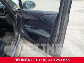BYD Dolphin Dolphin, Hatchback 5-drs, 2021 60 kWh picture 35