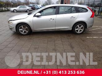 Volvo V-60 V60 I (FW/GW), Combi, 2010 / 2018 1.6 DRIVe picture 4