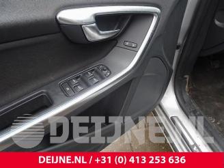 Volvo V-60 V60 I (FW/GW), Combi, 2010 / 2018 1.6 DRIVe picture 22
