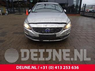 Volvo V-60 V60 I (FW/GW), Combi, 2010 / 2018 1.6 DRIVe picture 2