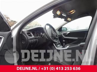 Volvo V-60 V60 I (FW/GW), Combi, 2010 / 2018 1.6 DRIVe picture 23