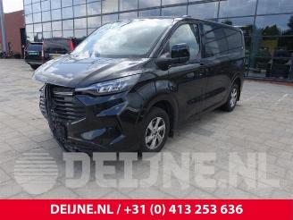 Ford Transit  picture 3