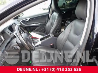 Volvo V-60 V60 I (FW/GW), Combi, 2010 / 2018 2.4 D6 20V Plug-in Hybrid AWD picture 29