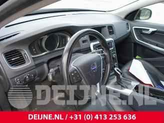 Volvo V-60 V60 I (FW/GW), Combi, 2010 / 2018 2.4 D6 20V Plug-in Hybrid AWD picture 30