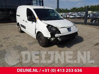disassembly passenger cars Peugeot Partner Partner (GC/GF/GG/GJ/GK), Van, 2008 / 2018 1.6 HDI 110 16V 2011/10