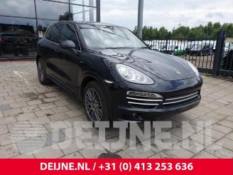 Salvage car Porsche Cayenne Cayenne II (92A), SUV, 2010 / 2018 3.0 D V6 24V 2014