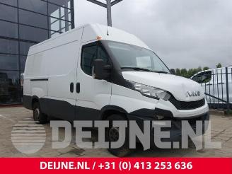 Auto da rottamare Iveco New Daily New Daily VI, Van, 2014 33S15, 35C15, 35S15 2016/3
