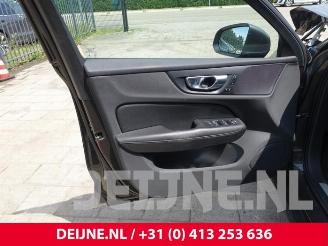 Volvo V-60 V60 II (ZW), Combi, 2018 2.0 T8 16V Plug-in Hybrid AWD picture 17