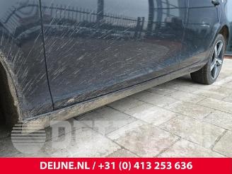 Volvo V-40 V40 (MV), Hatchback 5-drs, 2012 / 2019 2.0 D2 16V picture 11