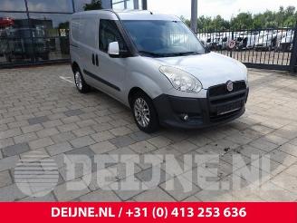 Salvage car Fiat Doblo Doblo Cargo (263), Van, 2010 1.6 D Multijet 2012/2