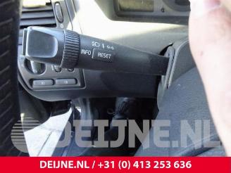 Volvo V-70 V70 (SW), Combi, 1999 / 2008 2.4 20V 140 picture 28