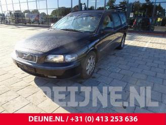 Volvo V-70 V70 (SW), Combi, 1999 / 2008 2.4 20V 140 picture 3