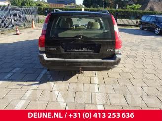 Volvo V-70 V70 (SW), Combi, 1999 / 2008 2.4 20V 140 picture 7