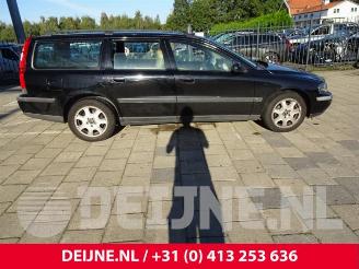 Volvo V-70 V70 (SW), Combi, 1999 / 2008 2.4 20V 140 picture 9