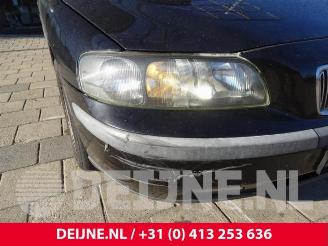 Volvo V-70 V70 (SW), Combi, 1999 / 2008 2.4 20V 140 picture 10
