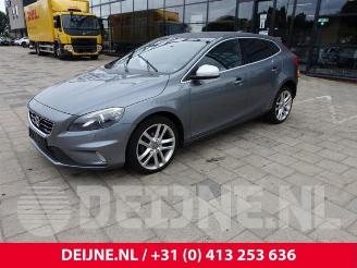 Volvo V-40 V40 (MV), Hatchback 5-drs, 2012 / 2019 2.0 D2 16V picture 3