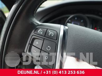 Volvo V-40 V40 (MV), Hatchback 5-drs, 2012 / 2019 2.0 D2 16V picture 20