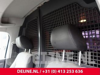 Volkswagen Caddy Caddy III (2KA,2KH,2CA,2CH), Van, 2004 / 2015 1.6 TDI 16V picture 21