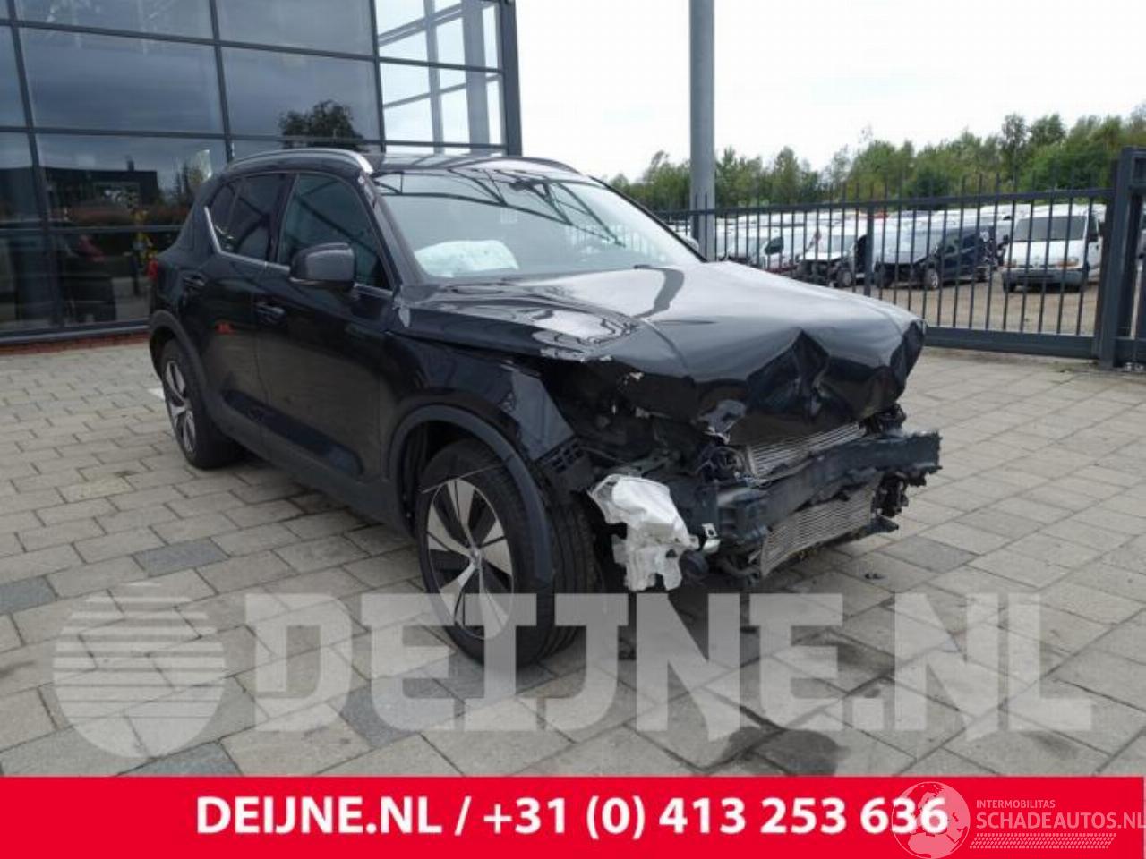 Volvo XC40 XC40 (XZ), SUV, 2017 1.5 T4 Plug-in Hybrid 12V