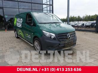 Démontage voiture Mercedes Vito eVito Tourer (447.7), Bus, 2019 90 kWh 2022/9
