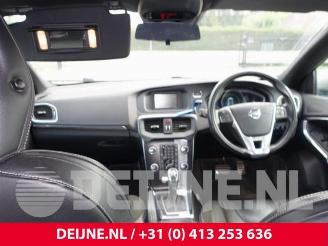 Volvo V-40 V40 (MV), Hatchback 5-drs, 2012 / 2019 1.6 D2 picture 31