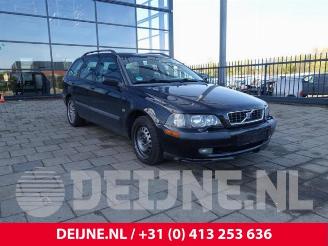 disassembly passenger cars Volvo V-40 V40 (VW), Combi, 1995 / 2004 1.8 16V 2002/11