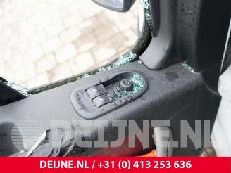 Renault Master Master III (MA/MB/MC/MD/MH/MF/MG/MH), Van, 2010 2.3 dCi 16V picture 19