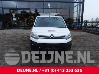 Citroën Berlingo Berlingo, Van, 2018 1.2 12V PureTech 110 picture 2