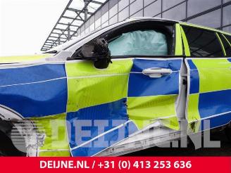 Volvo V-60 V60 Cross Country II (ZZ), Combi, 2018 2.0 B4 16V Mild Hybrid AWD picture 11