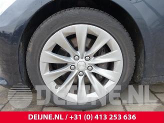 Tesla Model S Model S, Liftback, 2012 / 2026 75D picture 10