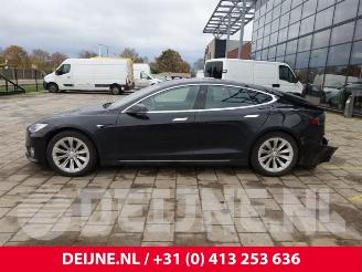 Tesla Model S Model S, Liftback, 2012 / 2026 75D picture 4