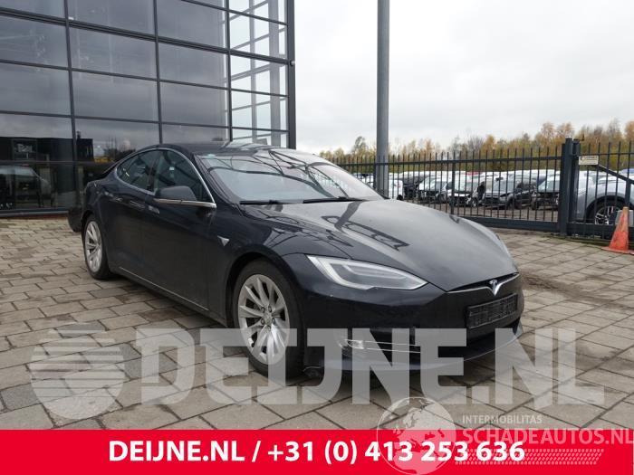 Tesla Model S Model S, Liftback, 2012 / 2026 75D