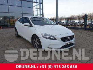 Purkuautot passenger cars Volvo V-40 V40 (MV), Hatchback 5-drs, 2012 / 2019 1.6 D 16V 2013