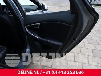 Volvo V-40 V40 (MV), Hatchback 5-drs, 2012 / 2019 1.5 T2 16V Geartronic picture 27