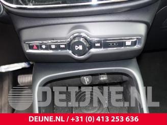 Volvo XC40 XC40 (XZ), SUV, 2017 2.0 T4 Geartronic 16V picture 29